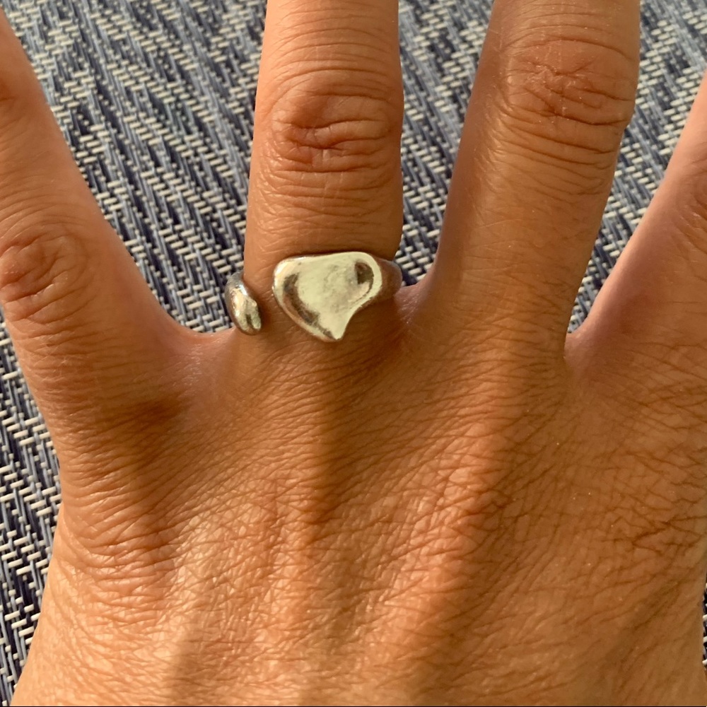 Tiffany & Co. Elsa peretti pressed heart ring